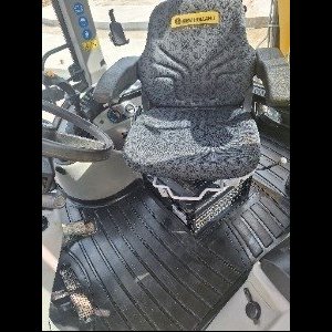 foto NewHolland B115B joystick SPZ traktorbagr rypadlo-nakladač