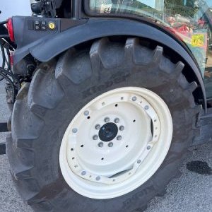 foto ZÁRUKA! 4.5t 100HP 40km/h vinice sady traktor NewHolland T4.100
